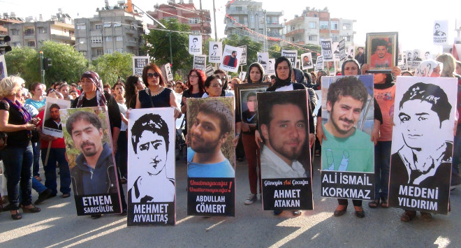 Gezi Parkı Protestolarında Çocukları Ölen Anneler Yürüyüş Yaptı - Son Dakika