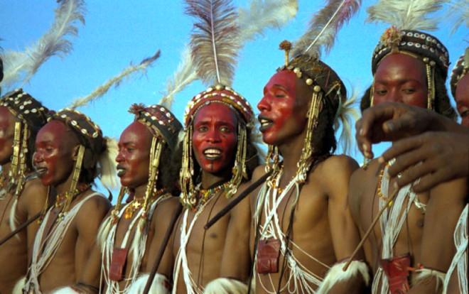 Wodaabe Kabilesinin Erkekleri Kadinlar Icin Susleniyor Son Dakika