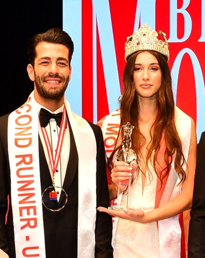 Best Model Of Turkey In 15 Yasindaki Kralicesi Melisa Imrak Tartisma Yaratti Son Dakika Magazin