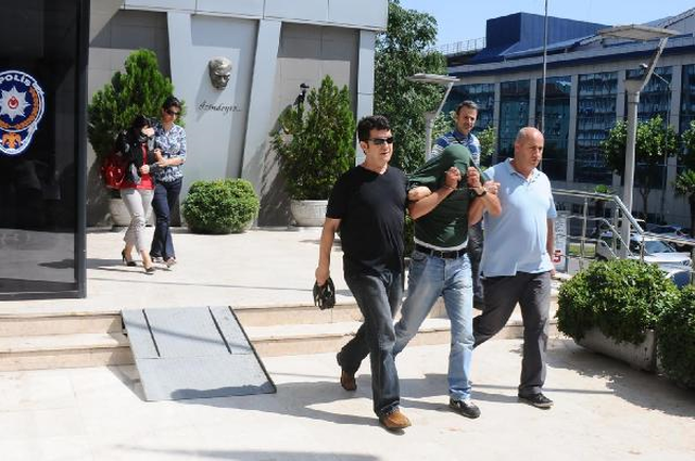 Bursa'da Paravan Şirketle Dolandırıcılık Yapan 14 Kişi Gözaltına Alındı