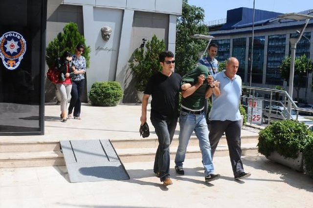 Bursa'da Paravan Şirketle Dolandırıcılık Yapan 14 Kişi Gözaltına Alındı