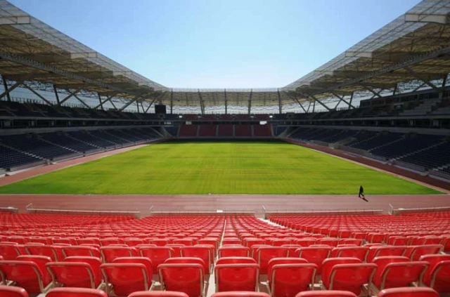 Mersin'e 25 Bin Kişilik Stadyum