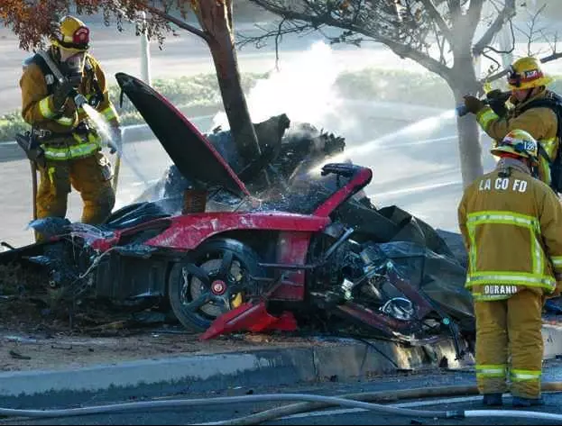 Hızlı ve Öfkeli'nin Yıldızı Paul Walker Öldü