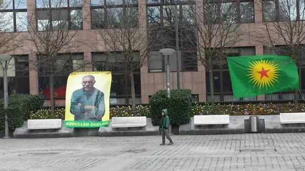 Brüksel'deki PKK Çadırı Yeniden Kuruldu