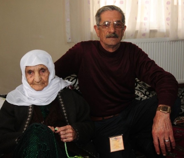 110 Yaşında 180 Torunu Var! Hala Turp Gibi