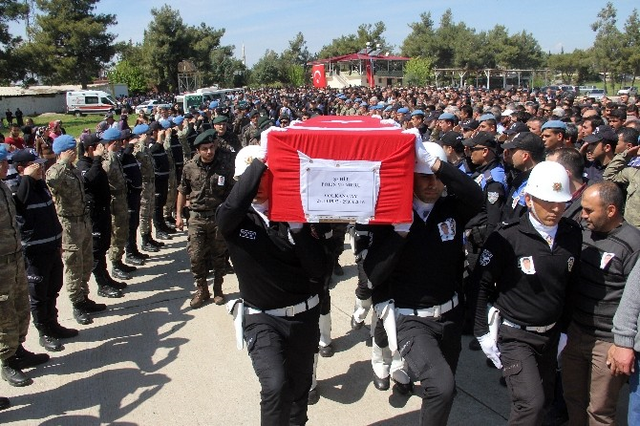 Şehidin Kız Kardeşi