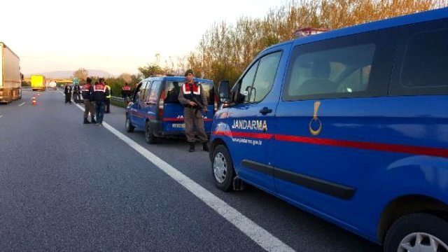 TEM'de 'Bomba Yüklü Otomobil' Alarmı