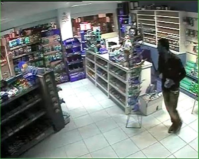 Gece Kulübünde Hesap Fazla Gelince, Benzin İstasyonunda Soygun Yaptı