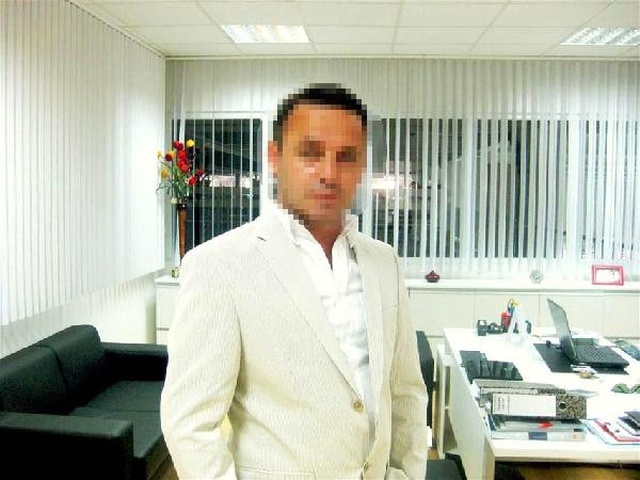 Eşini Altadan Tekstilciye 'Zina'dan Boşanma