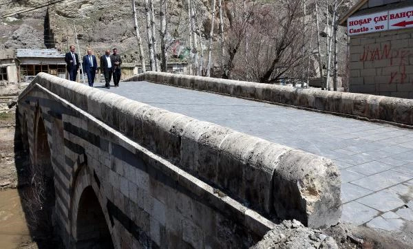 Tarihi Osmanlı Köprüsü Yıkılma Tehlikesiyle Karşı Karşıya