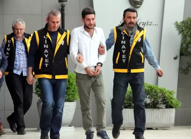 Bursa'da İki Grup Arsındaki Yol Verme Kavgası Kanlı Bitti