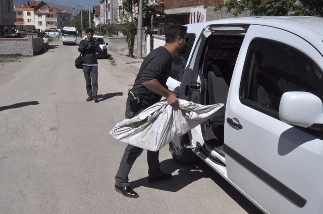 Cami Tuvaletinin Kapalı Olmasına Kızan Kişi Dehşet Saçtı