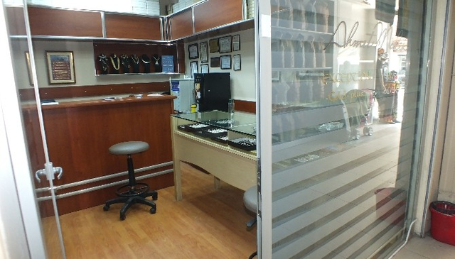 Marmaris'te Kuyumcuda Beş Milyonluk Soygun