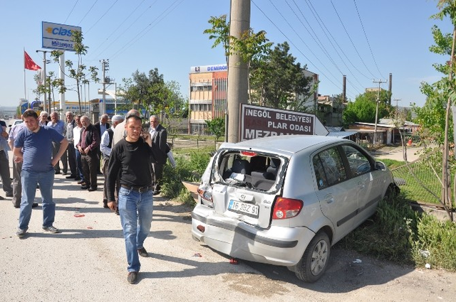 Cenaze Yolunda 55 Kişi Ölümden Döndü