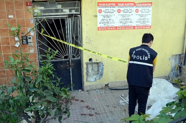 Kağıthane'de Yarım Milyonluk Kuyumcu Soygunu