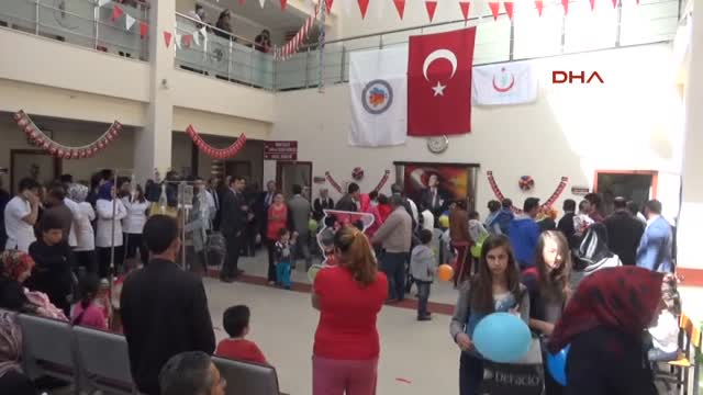 Kayseri Çocuk Hastanesinde 23 Nisan Coşkusu