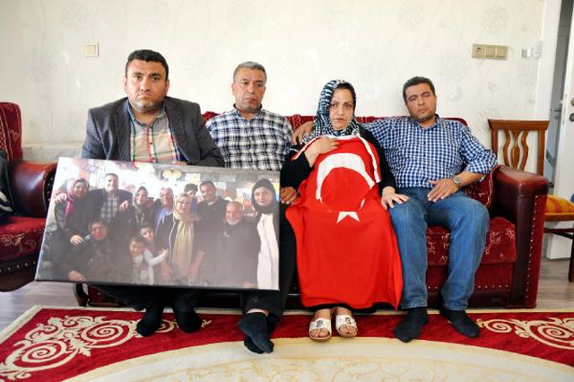 Anneleri Roket Saldırısında Ölen Aile Tepkili