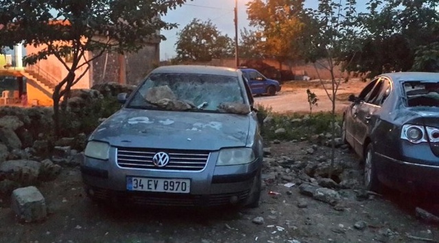 Tarsus'ta 'Cono'larla Mahalleliler Arasında <a class='keyword-sd' href='/kavga/' title='Kavga'>Kavga</a>