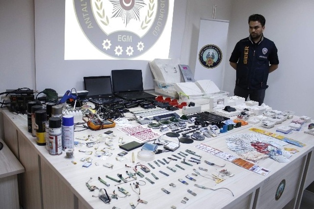 10 Milyonluk ATM Vurgunuyla Rezidansta Lüks Hayat Keyfi