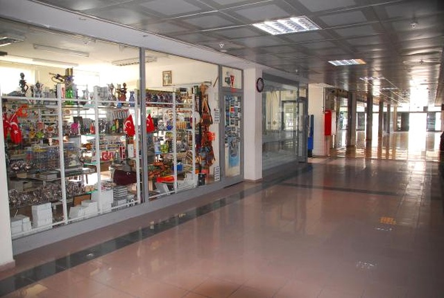 Gemi Turları İptal Olunca, Alsancak Limanı Otopark Oldu