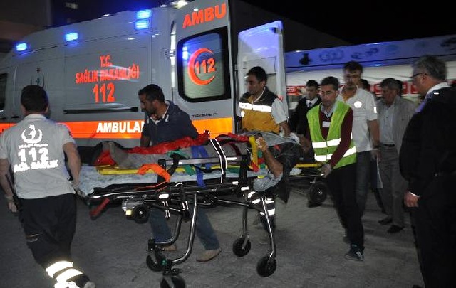 Gece Bekçisi Kepçeyi Kullanmak İsteyince 10 Metrelik Uçuruma Düştü