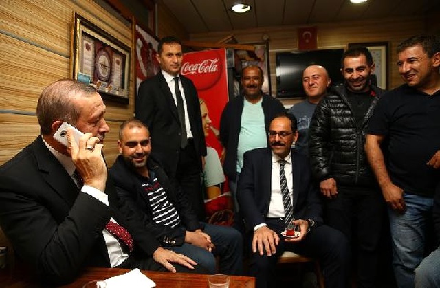 Erdoğan'dan Minibüsçülere Sürpriz Ziyaret