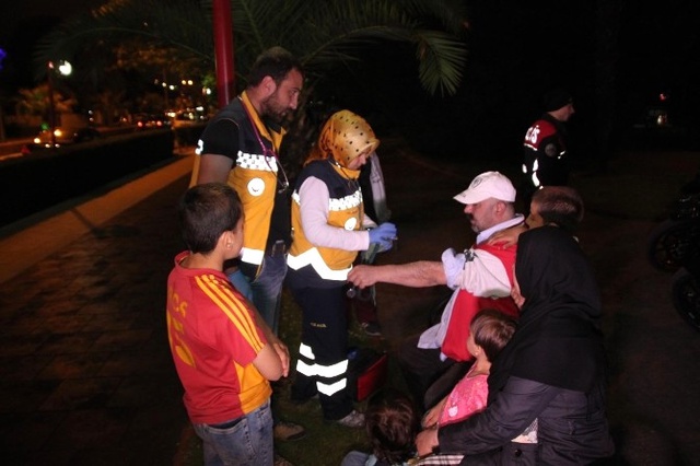 Kayıp Suriyeli Kızı Yunus Polisler Buldu