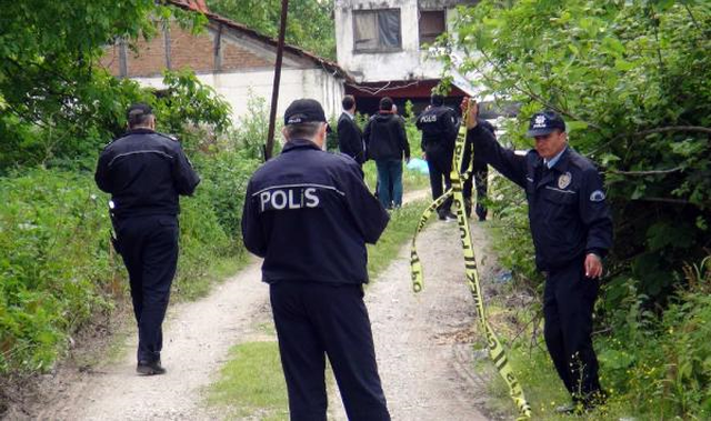 Suriyeli 3 Kardeş Babalarını Öldürüp Ağaç Altına Gömmüş