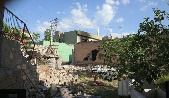 Teröristler Nusaybin'i Yerle Bir Etti