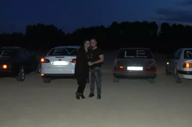 Çılgın Aşık Evlilik Teklifini Araba Camlarına Yazdı