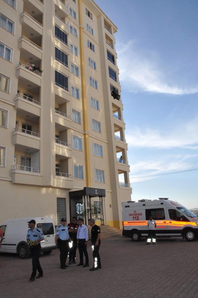 Gaziantep'te Anne ile Oğlu Evlerinde Öldürüldü
