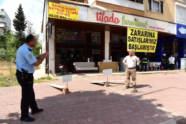 Kirası Ödenmeyen Dükkan Sahibi Kendini Benzinle Yakmaya Kalkıştı