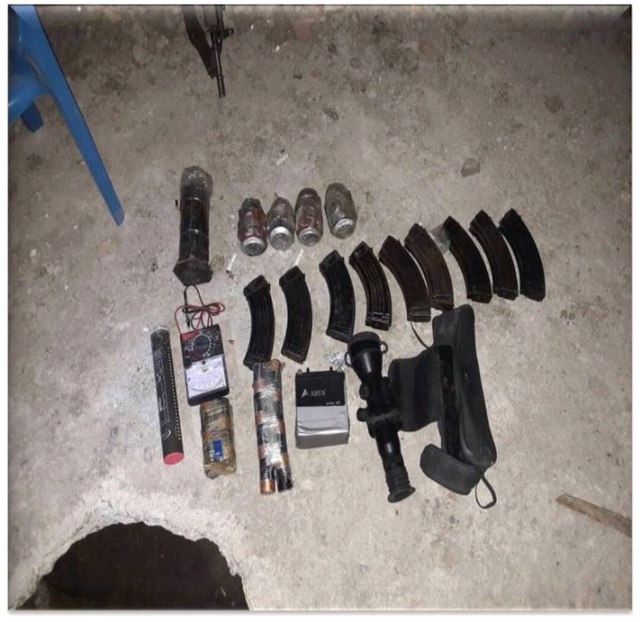 Teröristlerin Yüzlerini Saklamak İçin Kullandığı Maskeler Bulundu