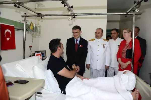 Sancar, GATA'da Tedavi Gören Asker ve Polisleri Ziyaret Etti