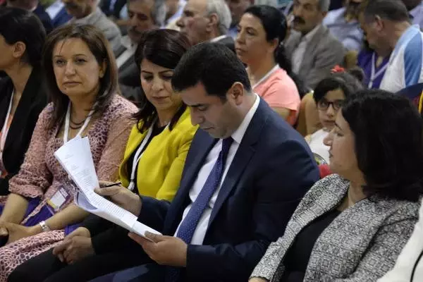 Demirtaş: Allah, Şehirleri Yakanın Belasını Versin