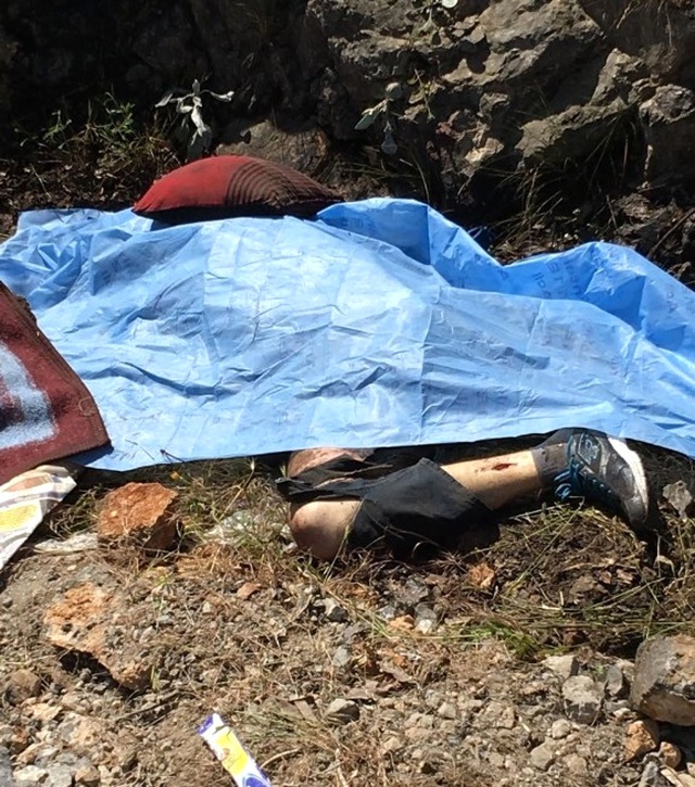 Burdur - Antalya Yolunda Otobüs Kayalıklara Çarptı: 2 Ölü 5 Yaralı