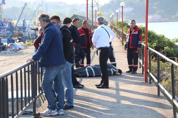 Talihsiz Koca, Eşinin Cesedini Denizde Buldu