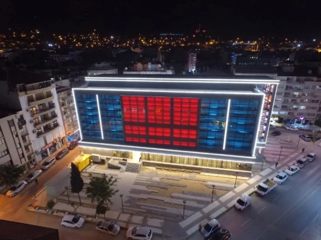 Türkiye'nin En Büyük Tam Otomasyonlu Otoparkı Açılıyor