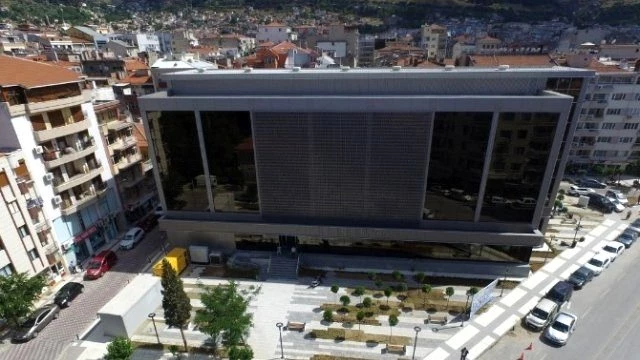 Türkiye'nin En Büyük Tam Otomasyonlu Otoparkı Açılıyor