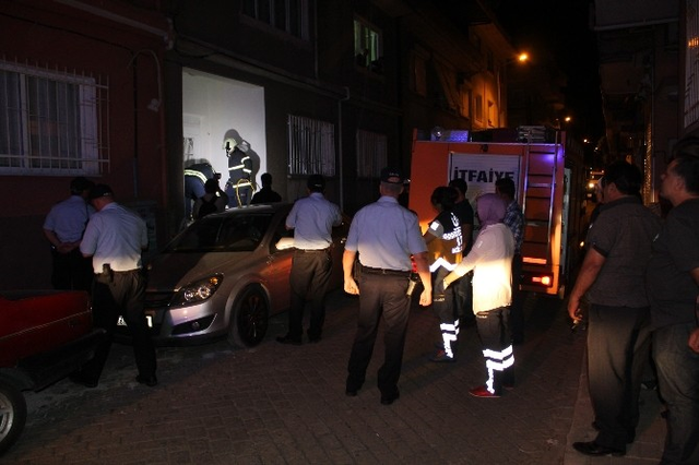 Bunalıma Giren Genç Kadın İntihara Teşebbüs Etti