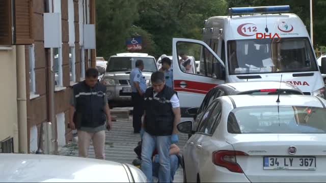 Maltepe'de Bir Kişi Otomobilinin İçinde Öldürüldü