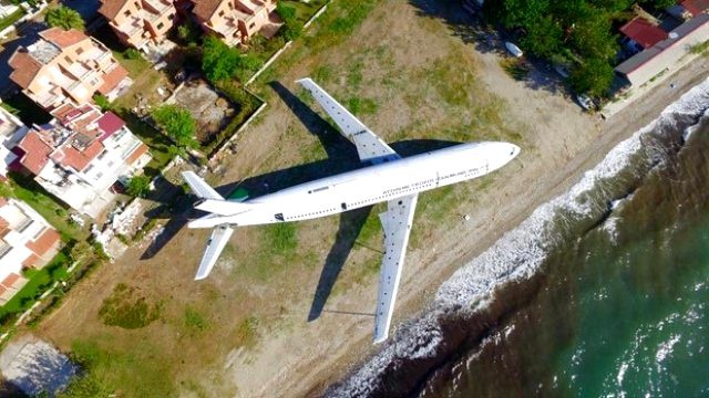 Kuşadası'nda Dev Yolcu Uçağı Dalış Turizmi İçin Batırıldı