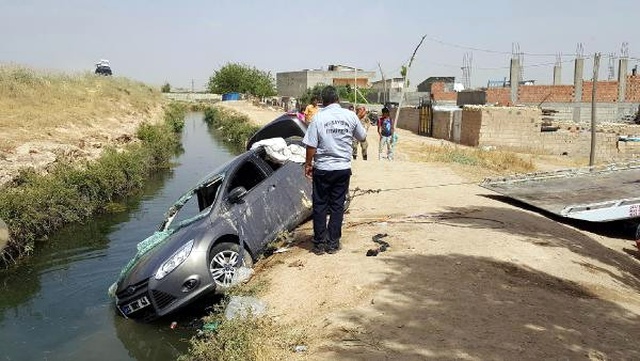 Nusaybin'de Su Kanalına Devrilen Otomobildeki Çift Öldü