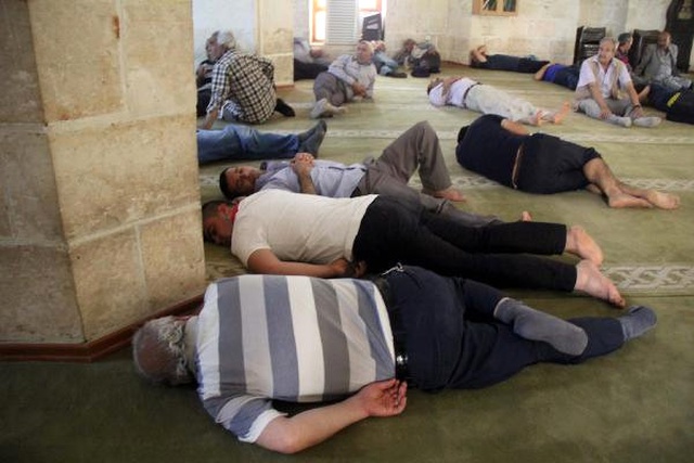 Şanlıurfa'da Camilerde 'Ramazan Uykusu'