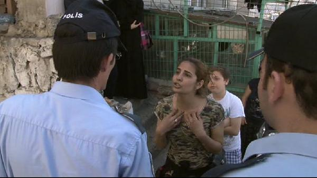 Kiralik Ev Aramaya Giden Kiracı, Döndüğünde Evini Yıkılmış Halde Buldu
