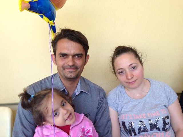 Doğumu Esnasında Beyin Kanaması Geçiren Kadını Üçüzleri Hayata Bağladı