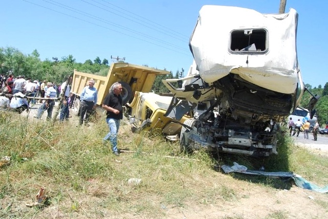 Babasını Kaybettiği Kazada Açılan Davada 100 Bin Lira Ödeyecek