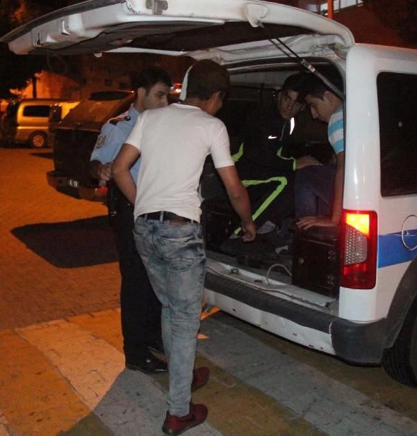 Şanlıurfa'da Türk ve Suriyeli Gençler Birbirine Girdi: 1 Yaralı 10 Gözaltı