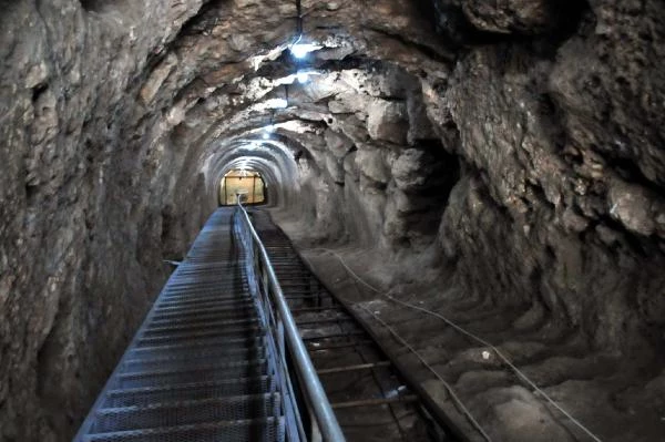 Tokat Kalesi'nde Gizli Geçit ve Zindanlar Ortaya Çıktı