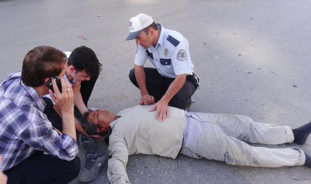 Sınava Giderken Kaza Yaptı